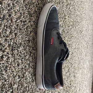 Levi’s shoes, great condition!!